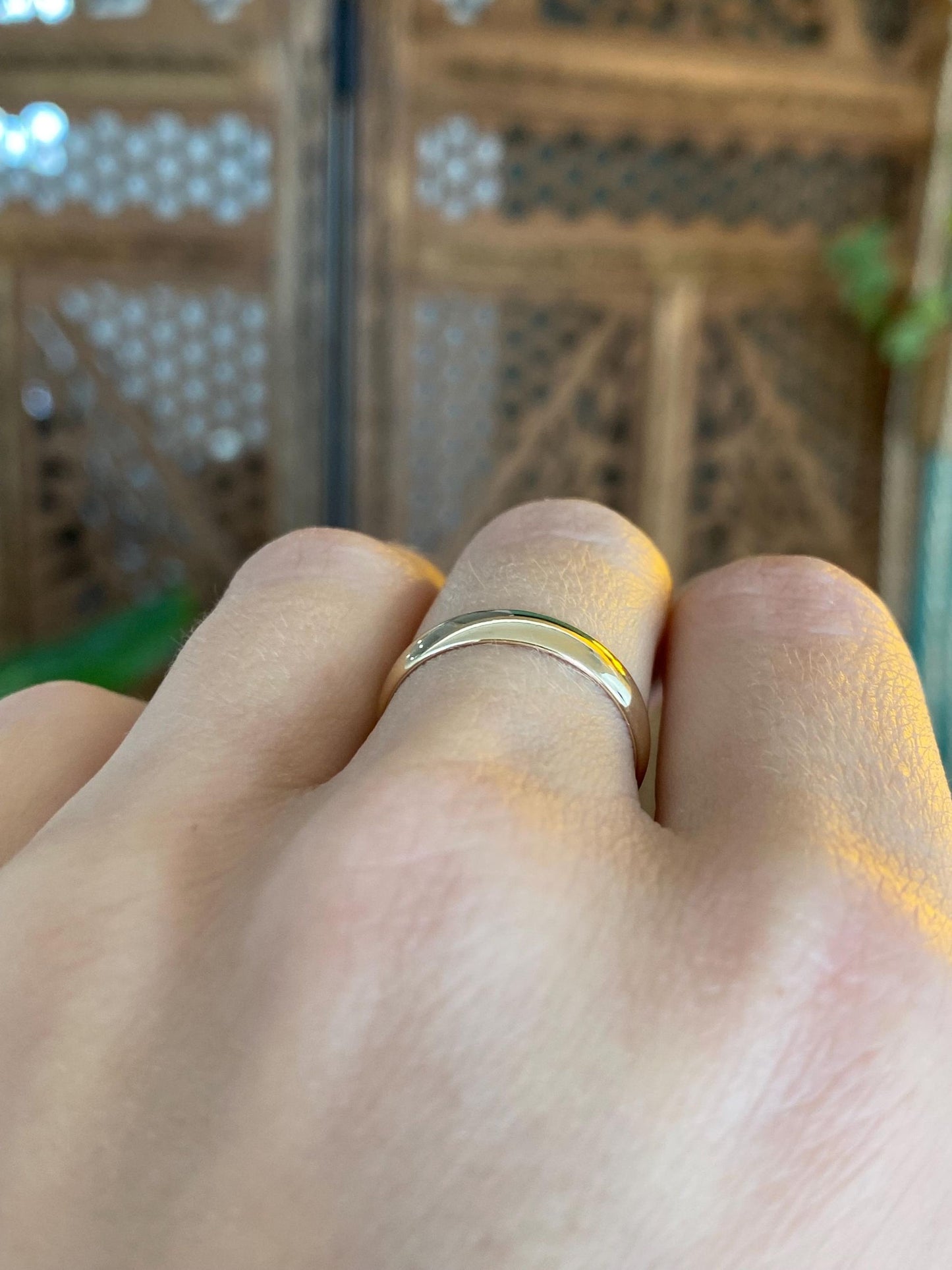 Vintage Solid 14k Yellow Gold Ring Band - Size 6.75