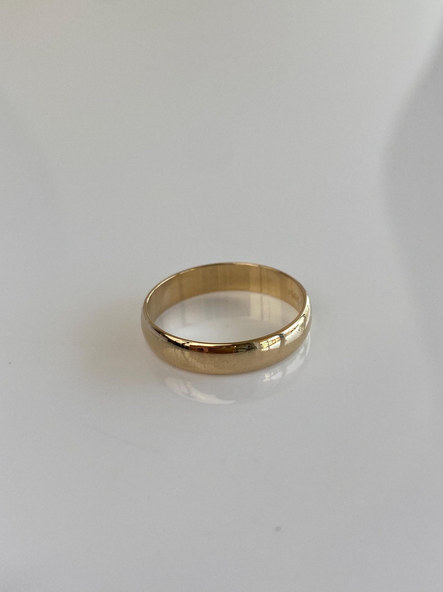 Vintage Solid 14k Yellow Gold Ring Band - Size 6.75