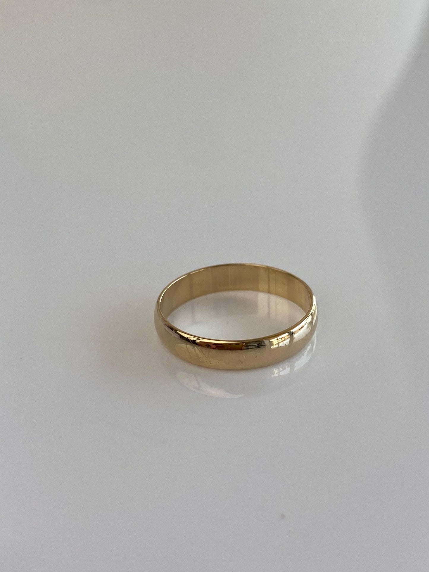 Vintage Solid 14k Yellow Gold Ring Band - Size 6.75