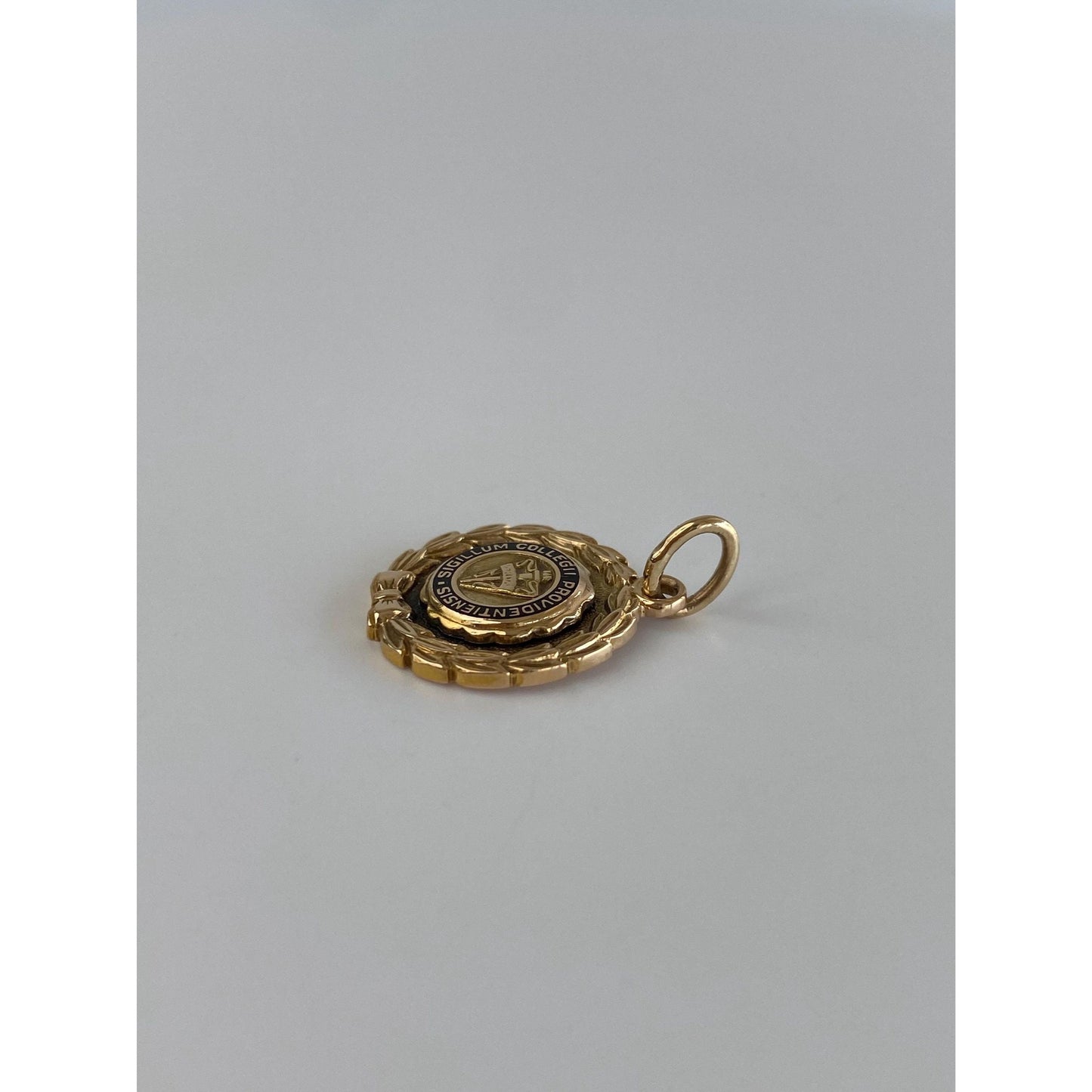 Vintage Solid 14k Yellow Gold Sigillum College Charm
