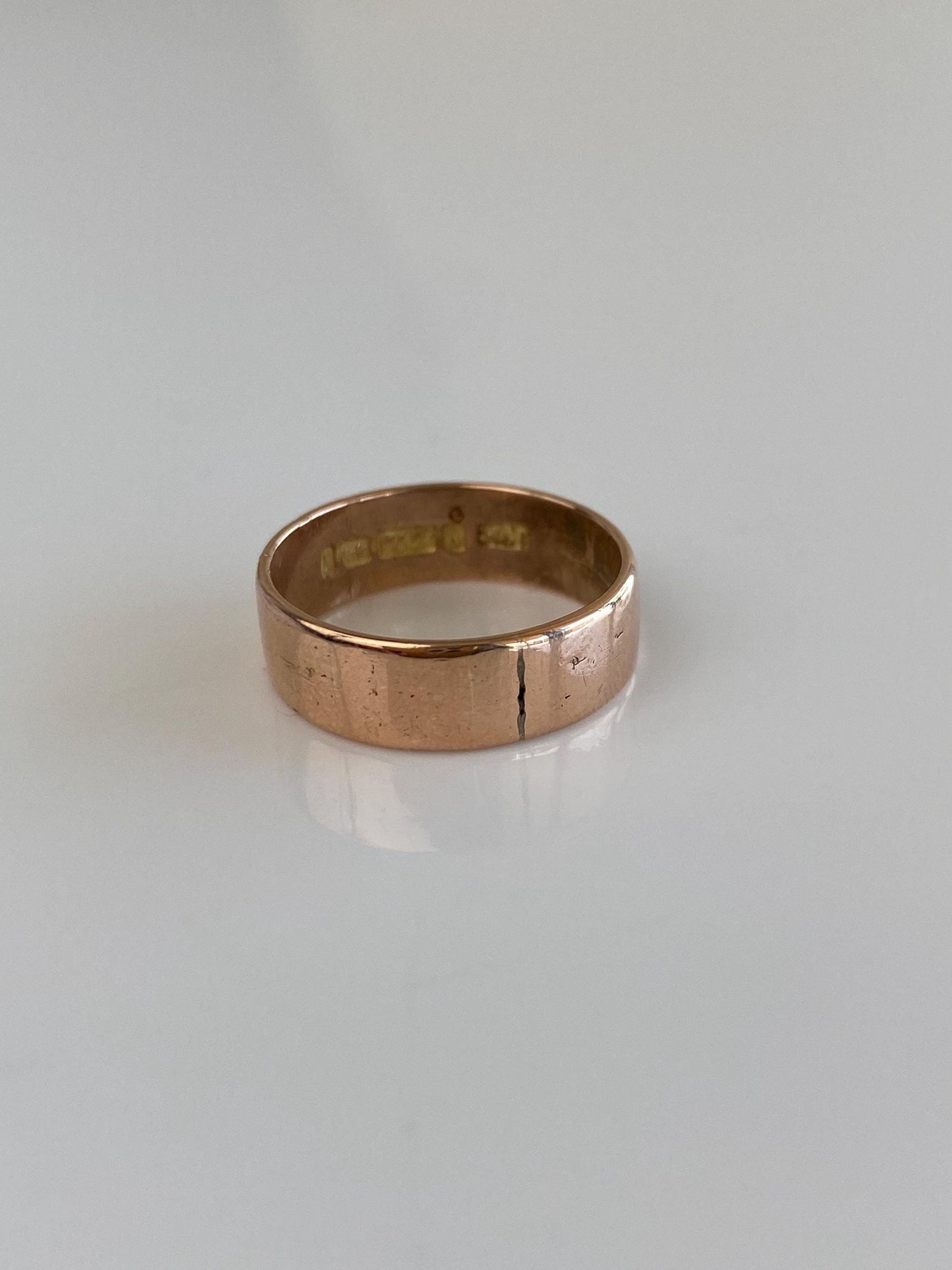 Vintage Solid 9k Rosey Gold Ring Band - Size 5.75
