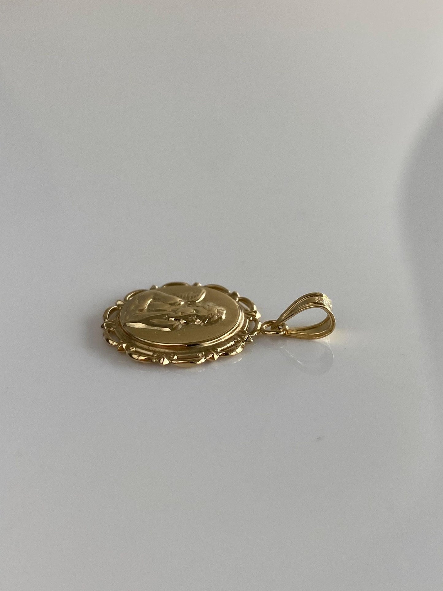 Vintage Solid 14k Yellow Gold Cherub Angel Charm