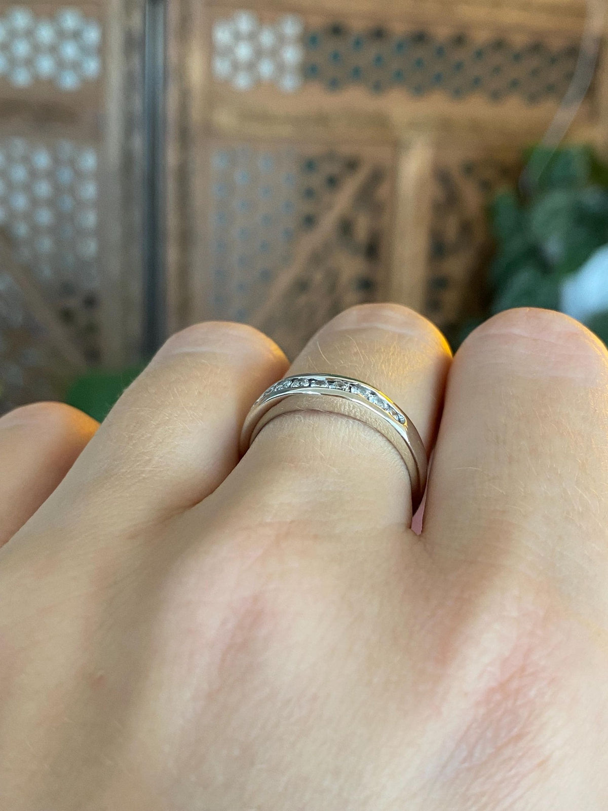 Vintage Solid 14k White Gold Diamond Wavy Ring Band - Size 6.5