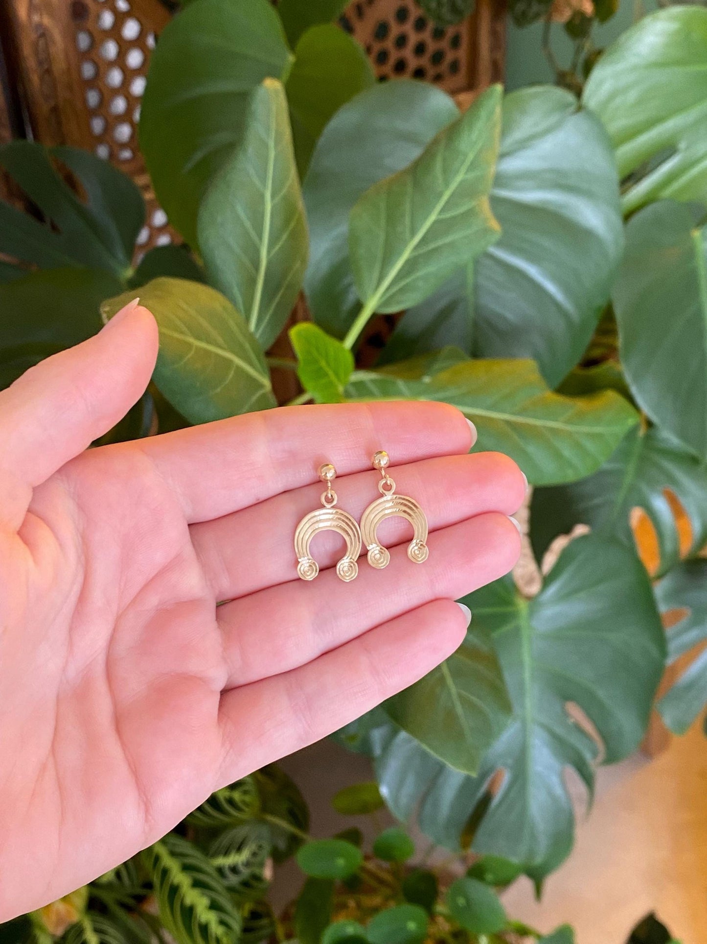 Vintage Solid 9k Yellow Gold Rainbow Dangle Stud Earrings