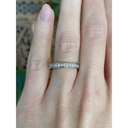 Vintage Solid 14k White Gold Diamond Ring Band - Size 5.75