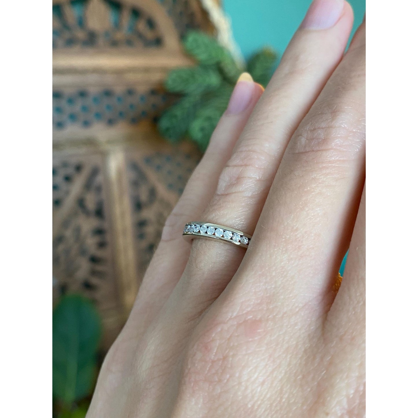 Vintage Solid 14k White Gold Diamond Ring Band - Size 5.75