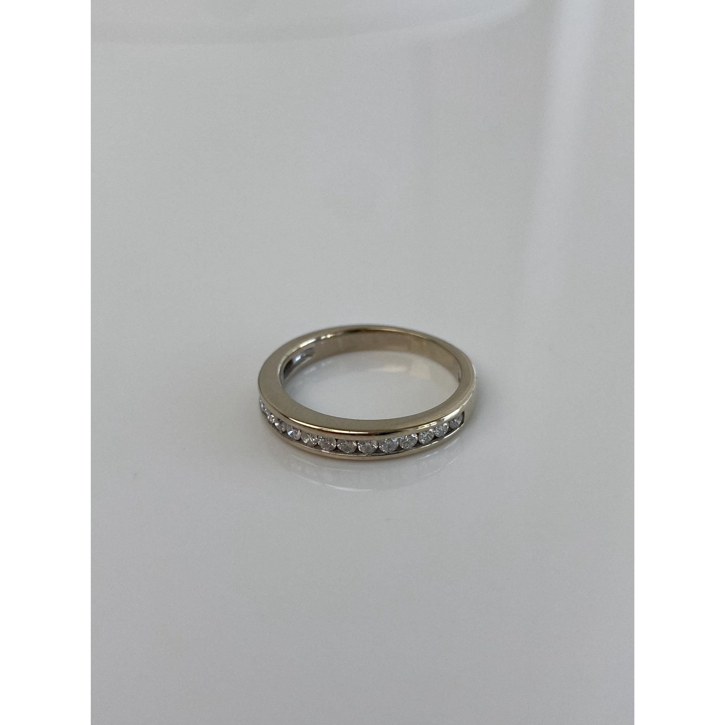 Vintage Solid 14k White Gold Diamond Ring Band - Size 5.75