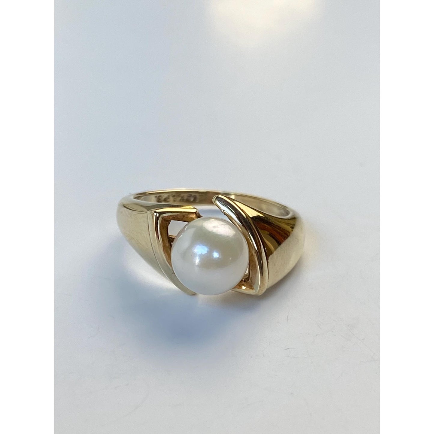 Vintage Solid 10k Yellow Gold Pearl Ring - Size 5.5