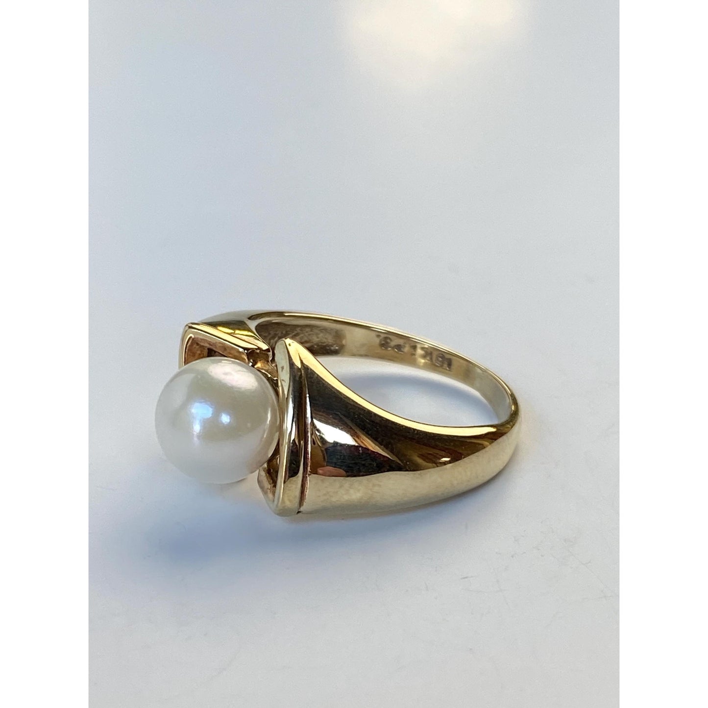 Vintage Solid 10k Yellow Gold Pearl Ring - Size 5.5