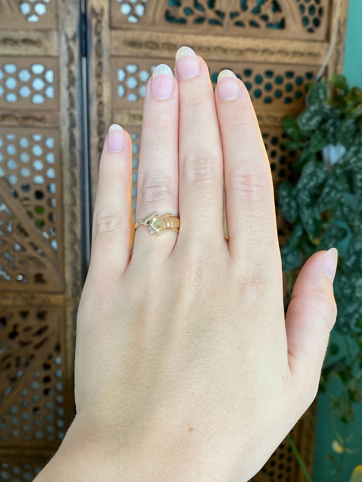 Vintage Solid 10k Yellow Gold Diamond Eyes Cat Ring - Size 5.5
