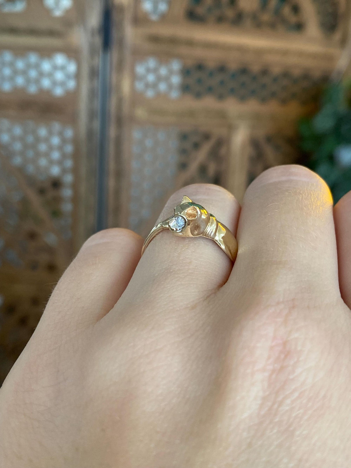 Vintage Solid 10k Yellow Gold Diamond Eyes Cat Ring - Size 5.5