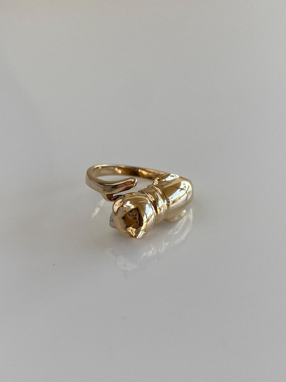 Vintage Solid 10k Yellow Gold Diamond Eyes Cat Ring - Size 5.5