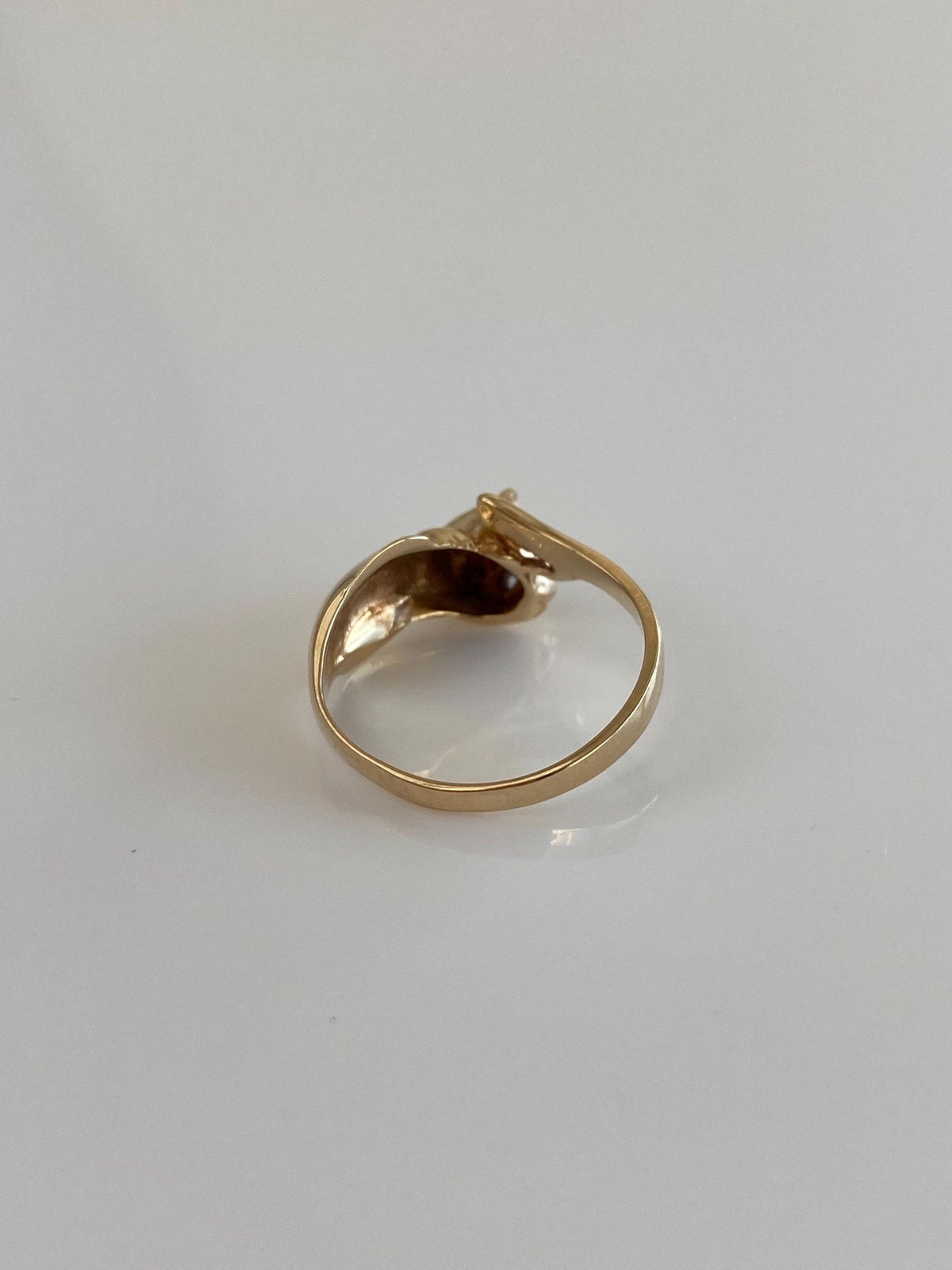 Vintage Solid 10k Yellow Gold Diamond Eyes Cat Ring - Size 5.5