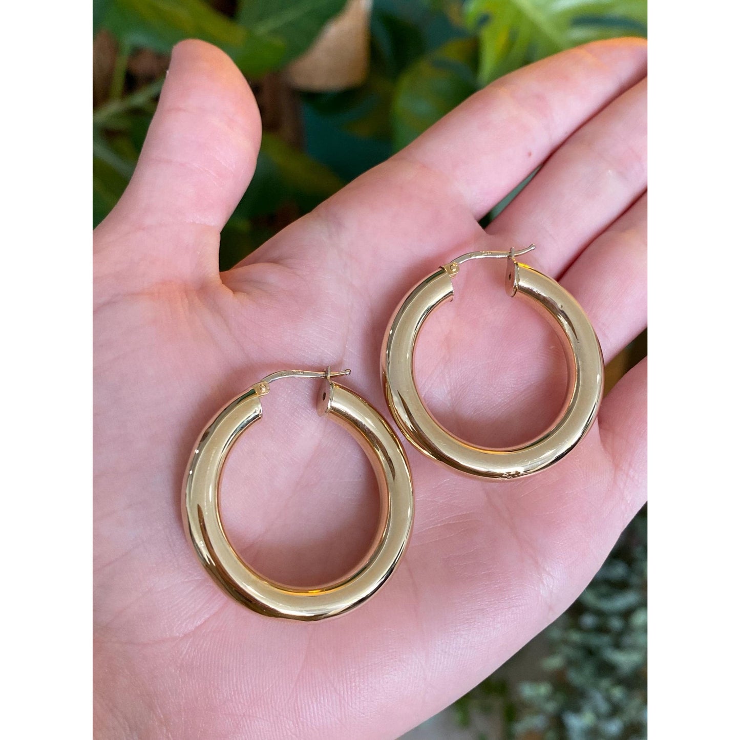 Vintage 14k Yellow Gold Chunky Hoop Earrings