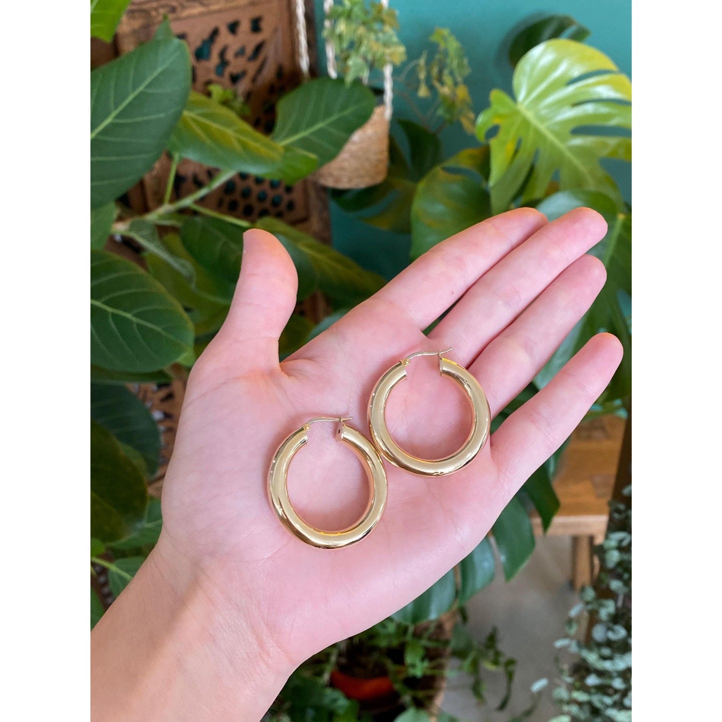 Vintage 14k Yellow Gold Chunky Hoop Earrings