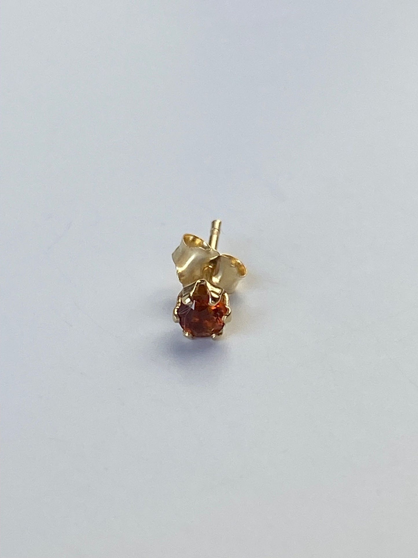 Vintage Solid 14k Yellow Gold Single Citrine Stud Earring