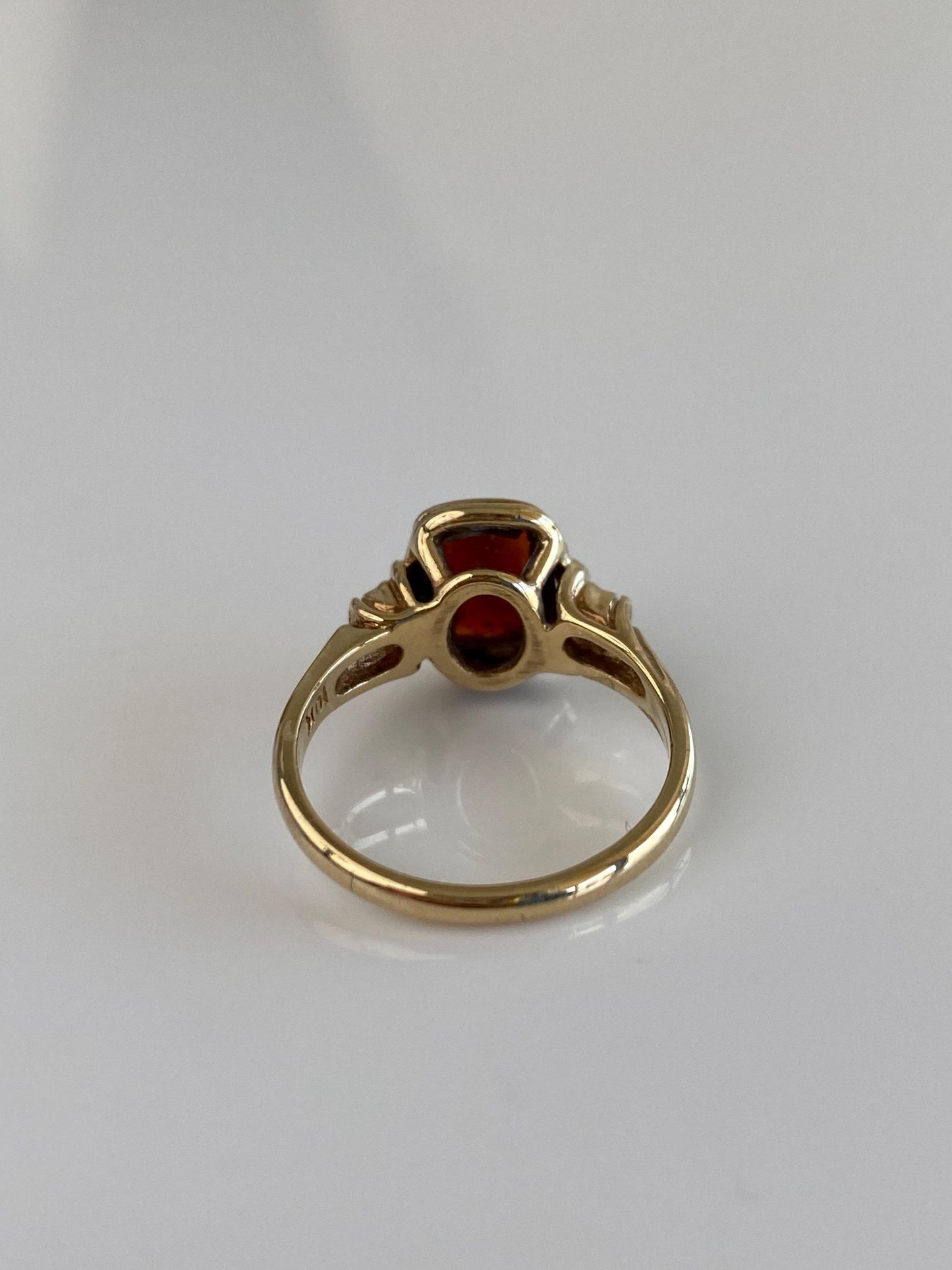 Vintage Solid 10k Yellow Gold Carved Inlay Carnelian Ring - Size 5.75