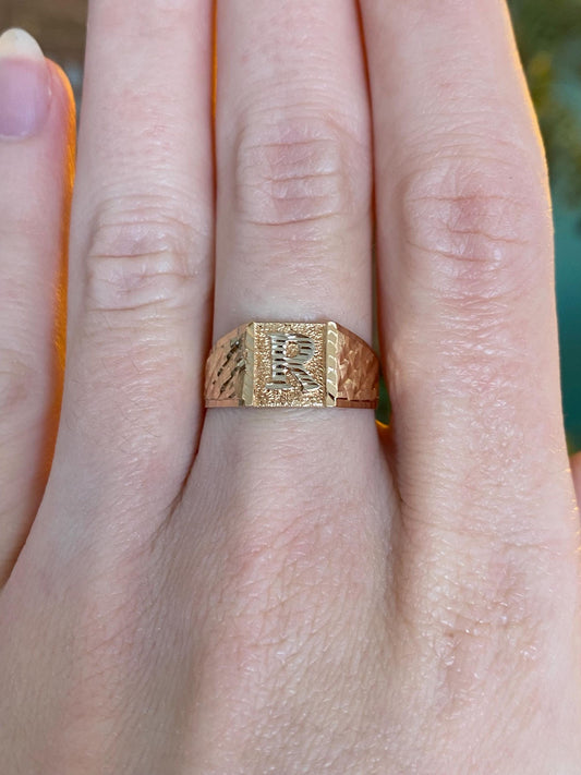 Vintage Solid 14k White & Yellow Gold Diamond Cut Initial 'R' Ring - Size 7