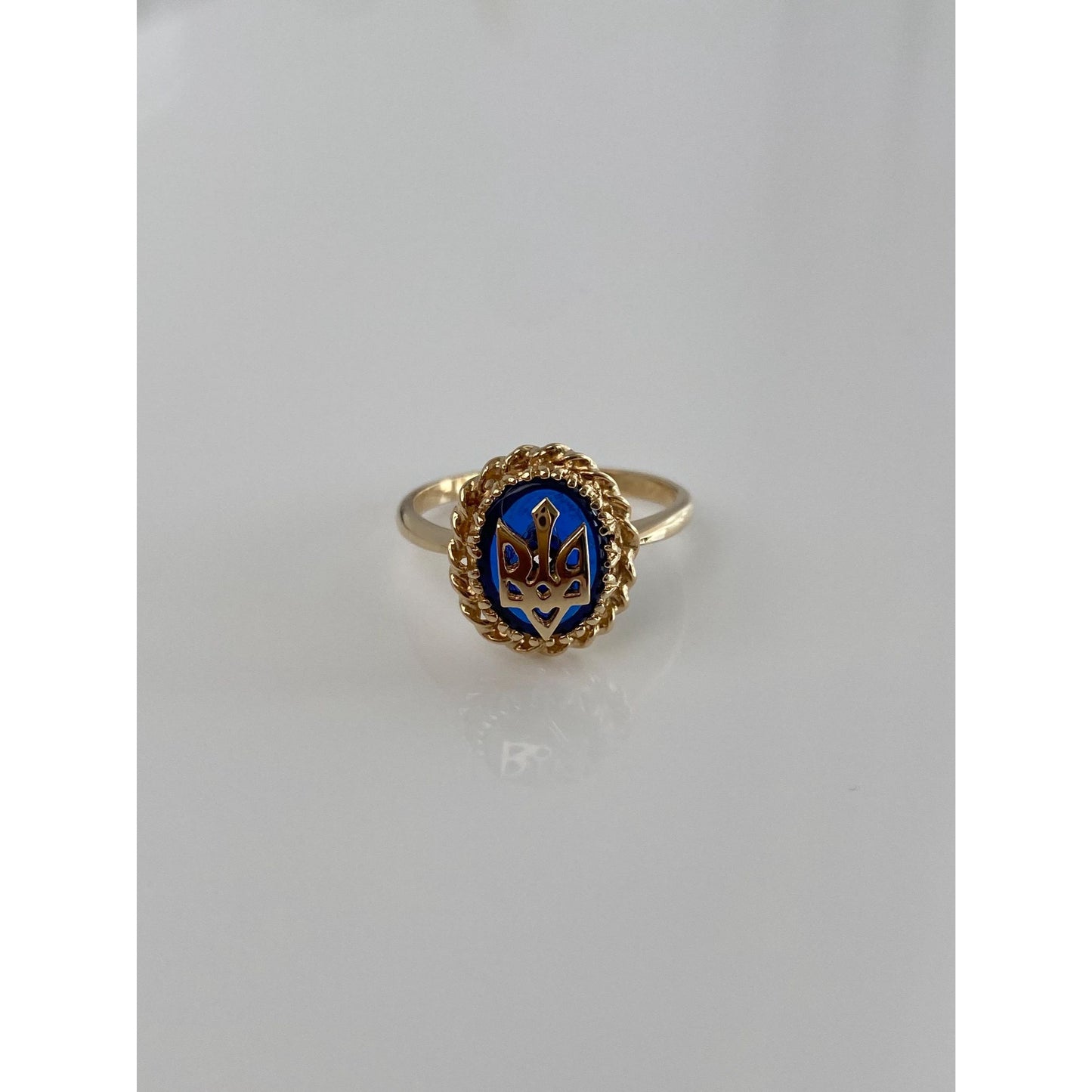 Solid 14k Yellow Gold Blue Spinel Ring - Size 6.5