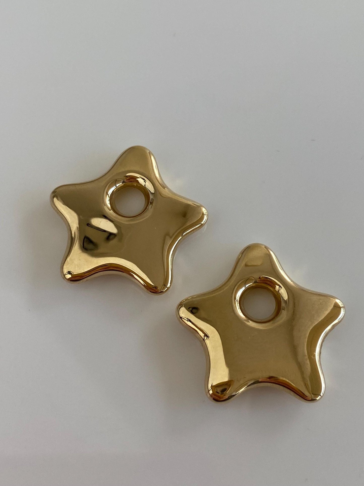 Vintage 14k Yellow Gold Star Hoop Charms