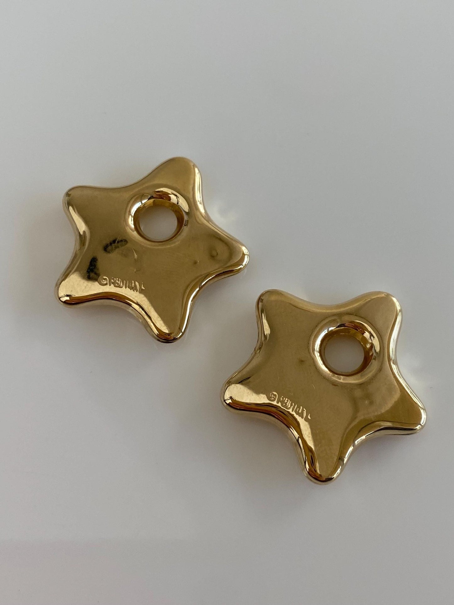 Vintage 14k Yellow Gold Star Hoop Charms