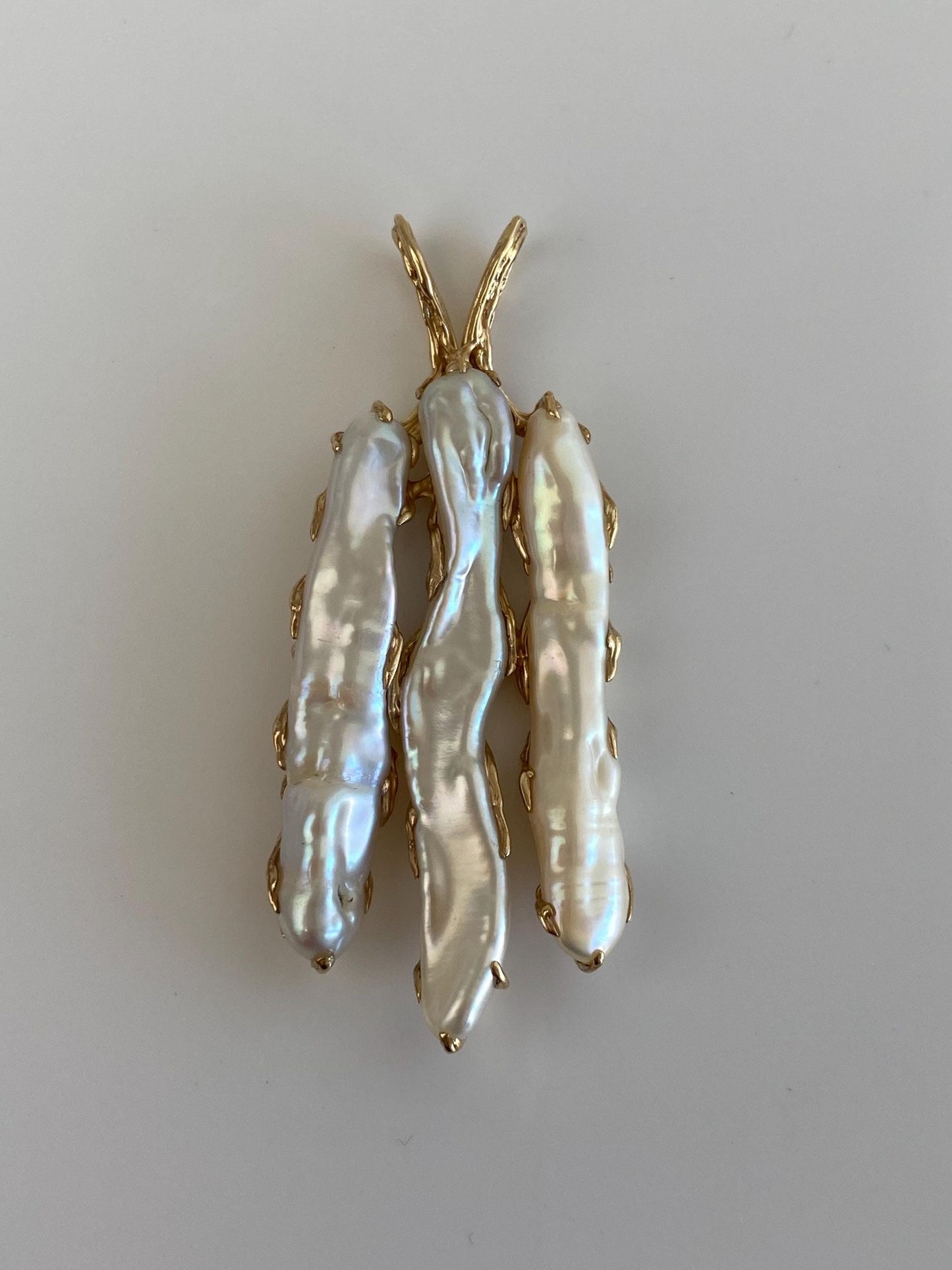 Vintage Solid 14k Yellow Gold Freshwater Stick Pearl Charm