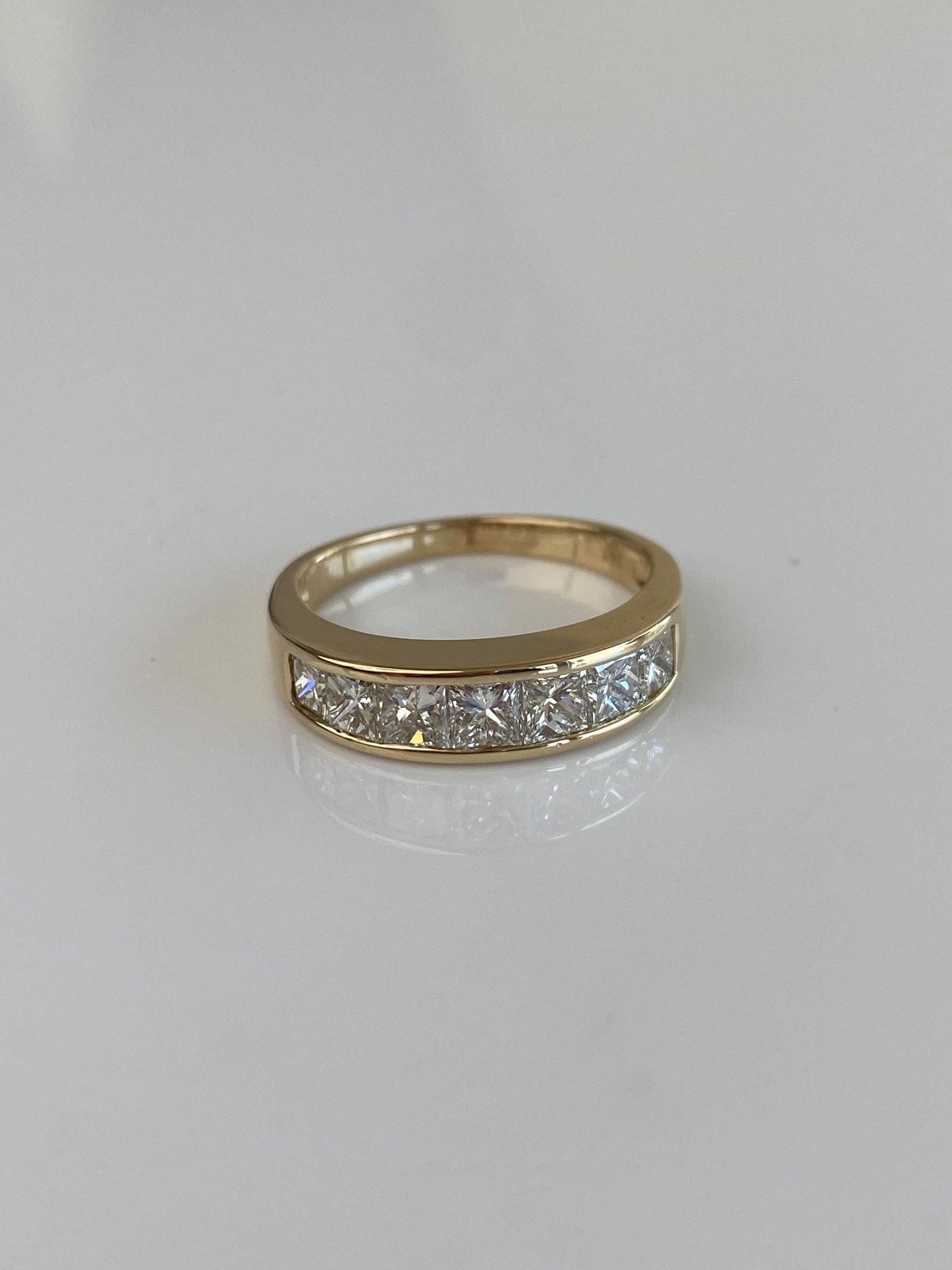 Vintage Solid 14k Yellow Gold Princess Cut Diamond Ring Band - Size 7.5