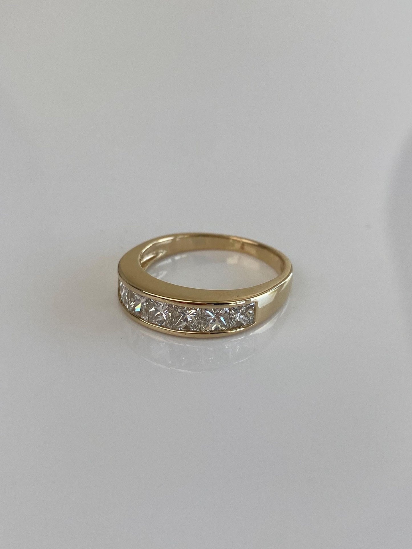 Vintage Solid 14k Yellow Gold Princess Cut Diamond Ring Band - Size 7.5