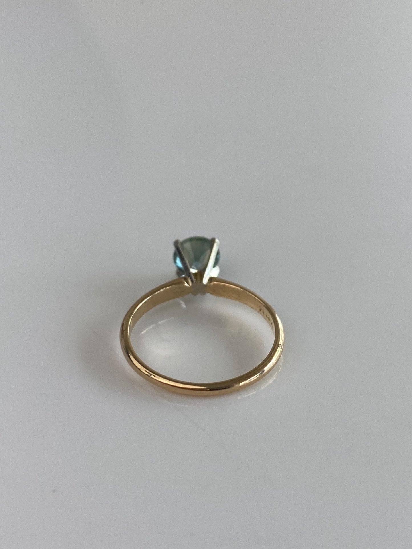 Vintage Solid 14k White & Yellow Gold Blue Zircon Ring - Size 6.75