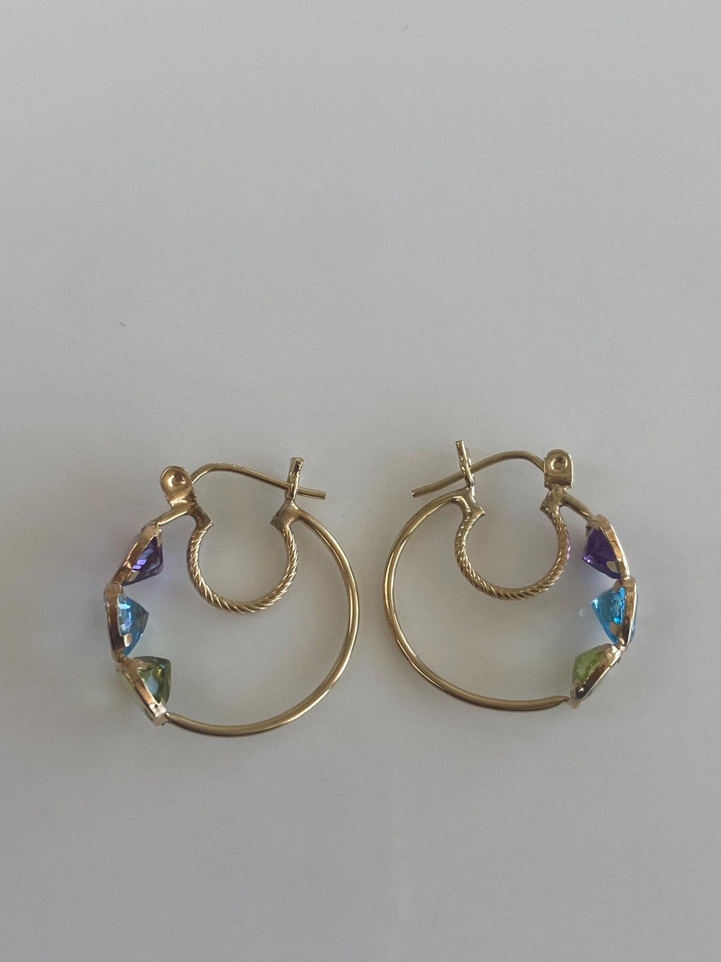 Vintage 10k Yellow Gold Amethyst Topaz Peridot Hearts Hoop Earrings