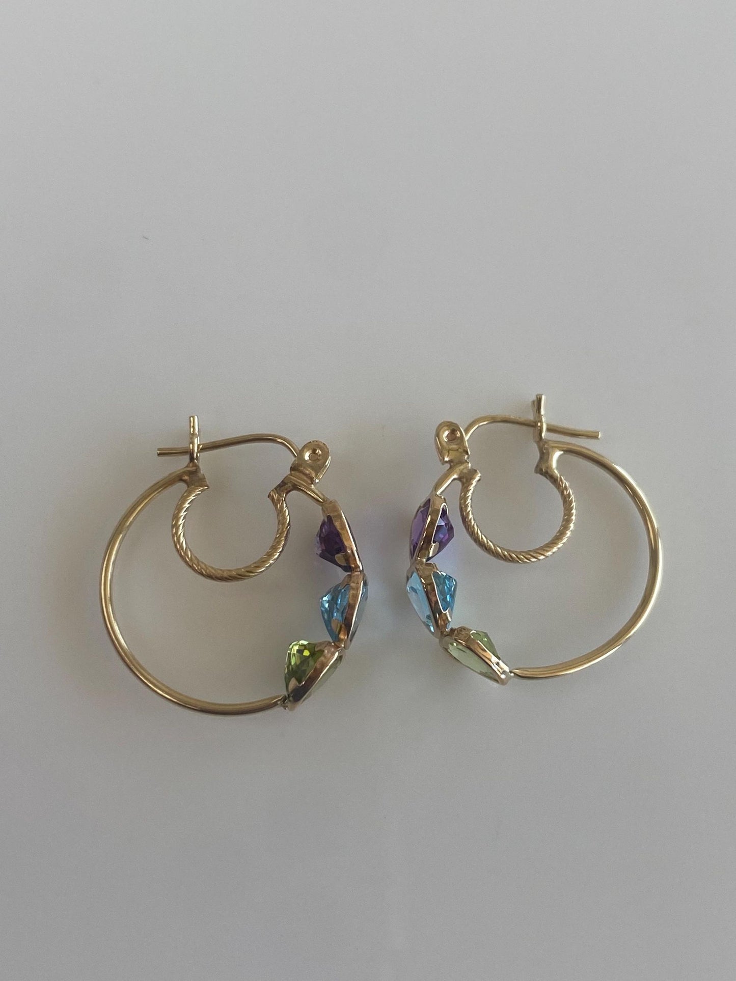 Vintage 10k Yellow Gold Amethyst Topaz Peridot Hearts Hoop Earrings