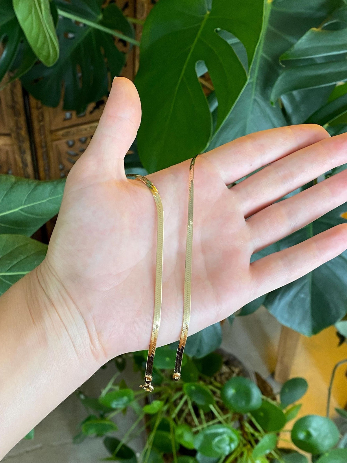 Vintage Solid 14k Yellow Gold Slim Herringbone Chain Necklace - 16 inches