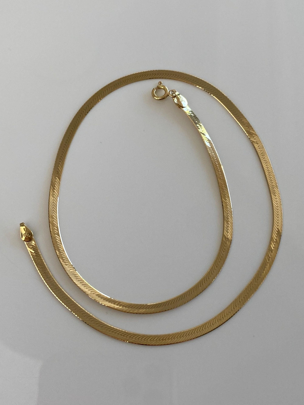Vintage Solid 14k Yellow Gold Slim Herringbone Chain Necklace - 16 inches
