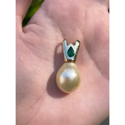 Vintage Solid 18k Yellow Gold Emerald Large Pearl Slide Charm