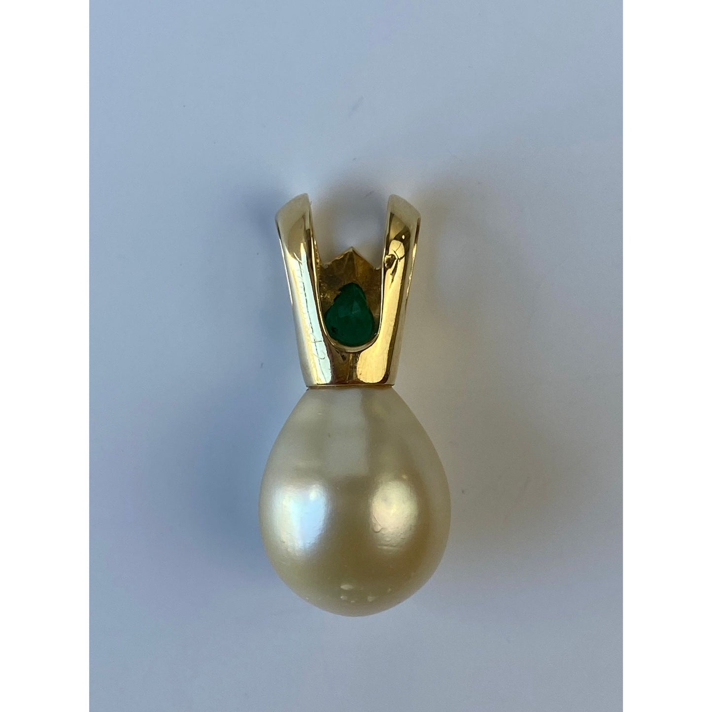 Vintage Solid 18k Yellow Gold Emerald Large Pearl Slide Charm