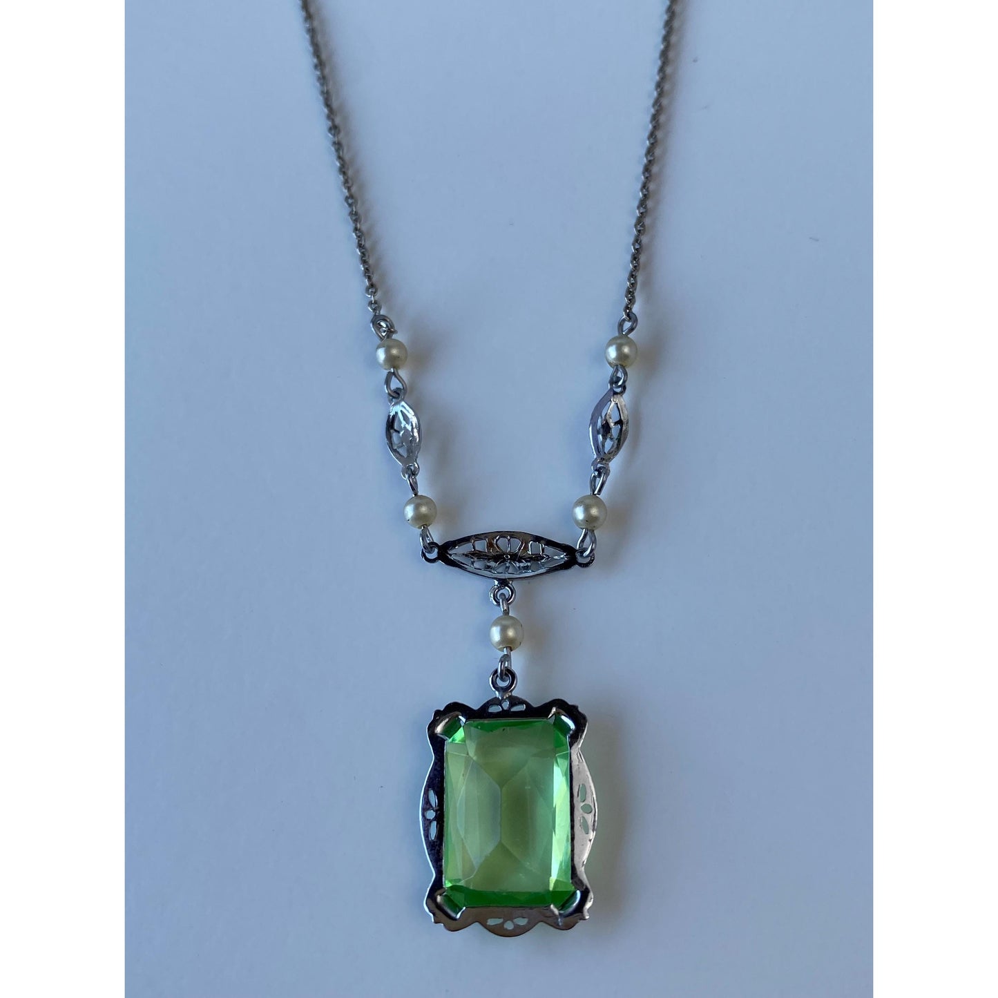 Solid 10k White Gold Green Cubic Zirconia Pearl Art Deco Necklace - 19.25 inches