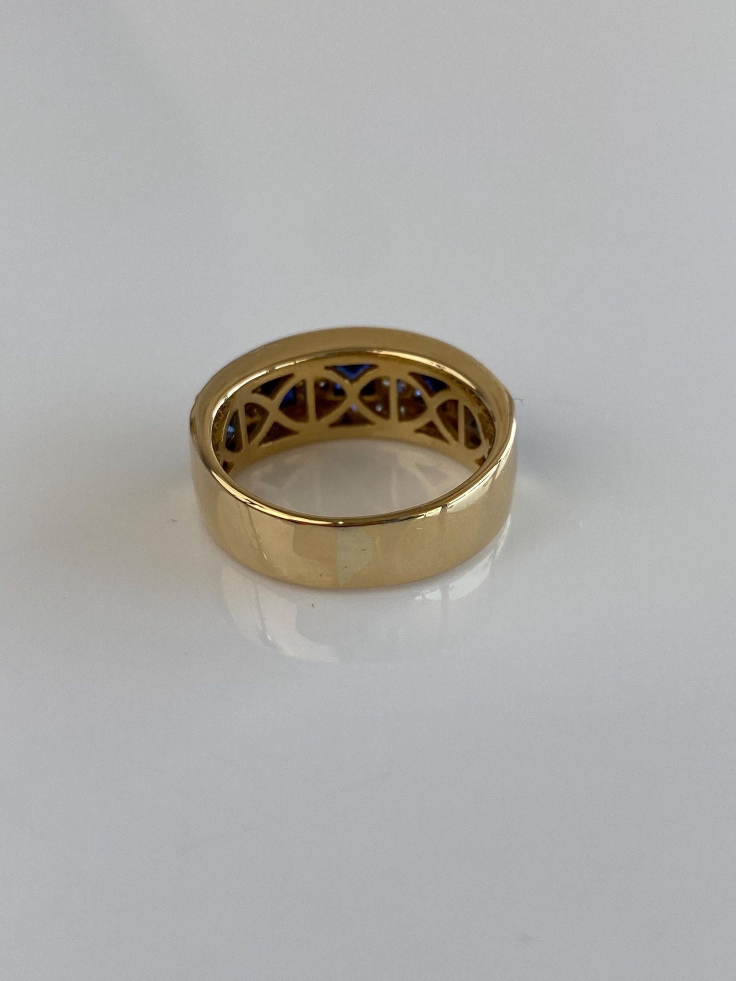Vintage Solid 18k Yellow Gold Blue Sapphire Diamonds Ring - Size 4.25
