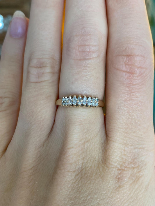 Vintage Solid 14k Yellow Gold Diamond Row Ring - Size 6