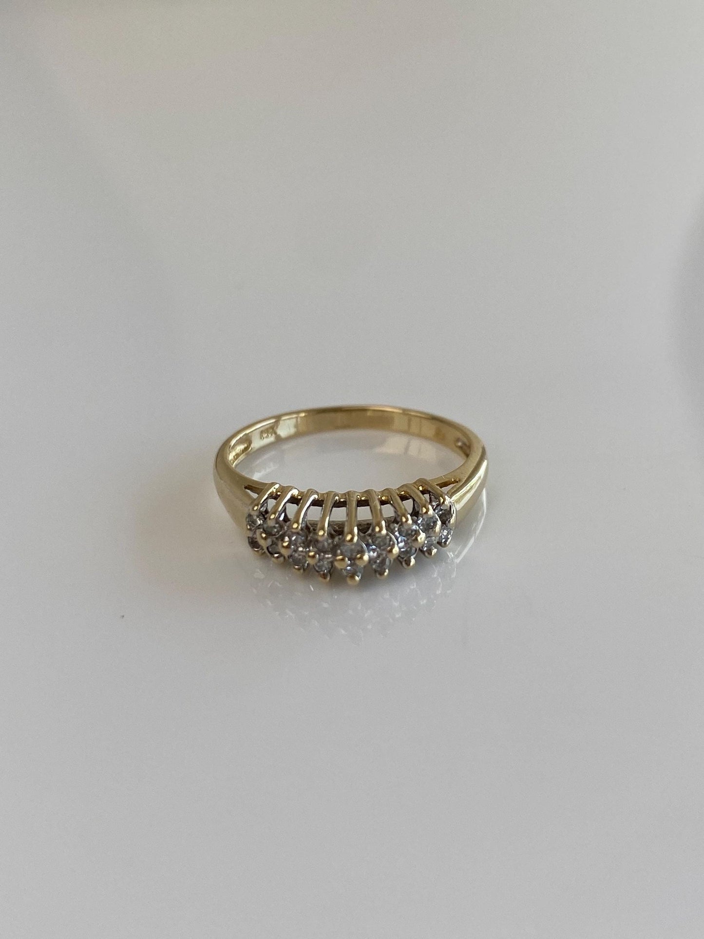 Vintage Solid 14k Yellow Gold Diamond Row Ring - Size 6