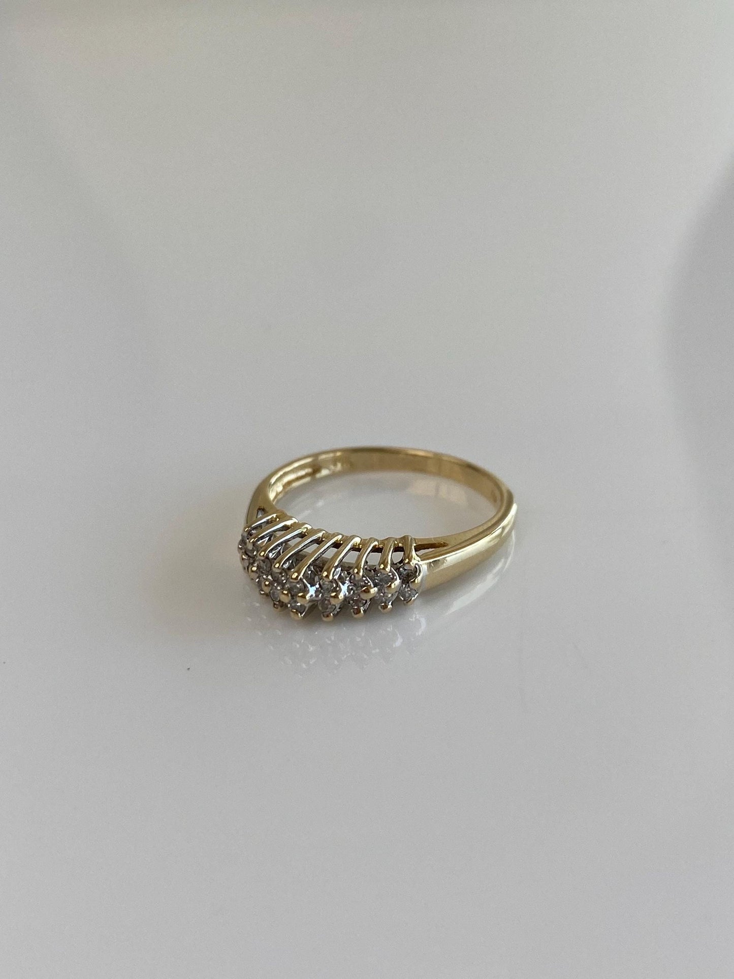 Vintage Solid 14k Yellow Gold Diamond Row Ring - Size 6