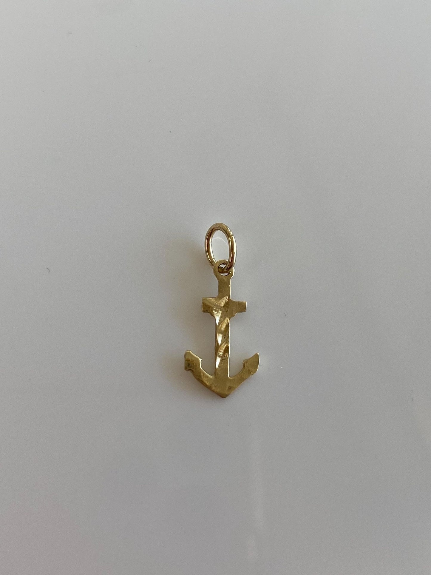 Vintage Solid 14k Yellow Gold Diamond Cut Anchor Charm