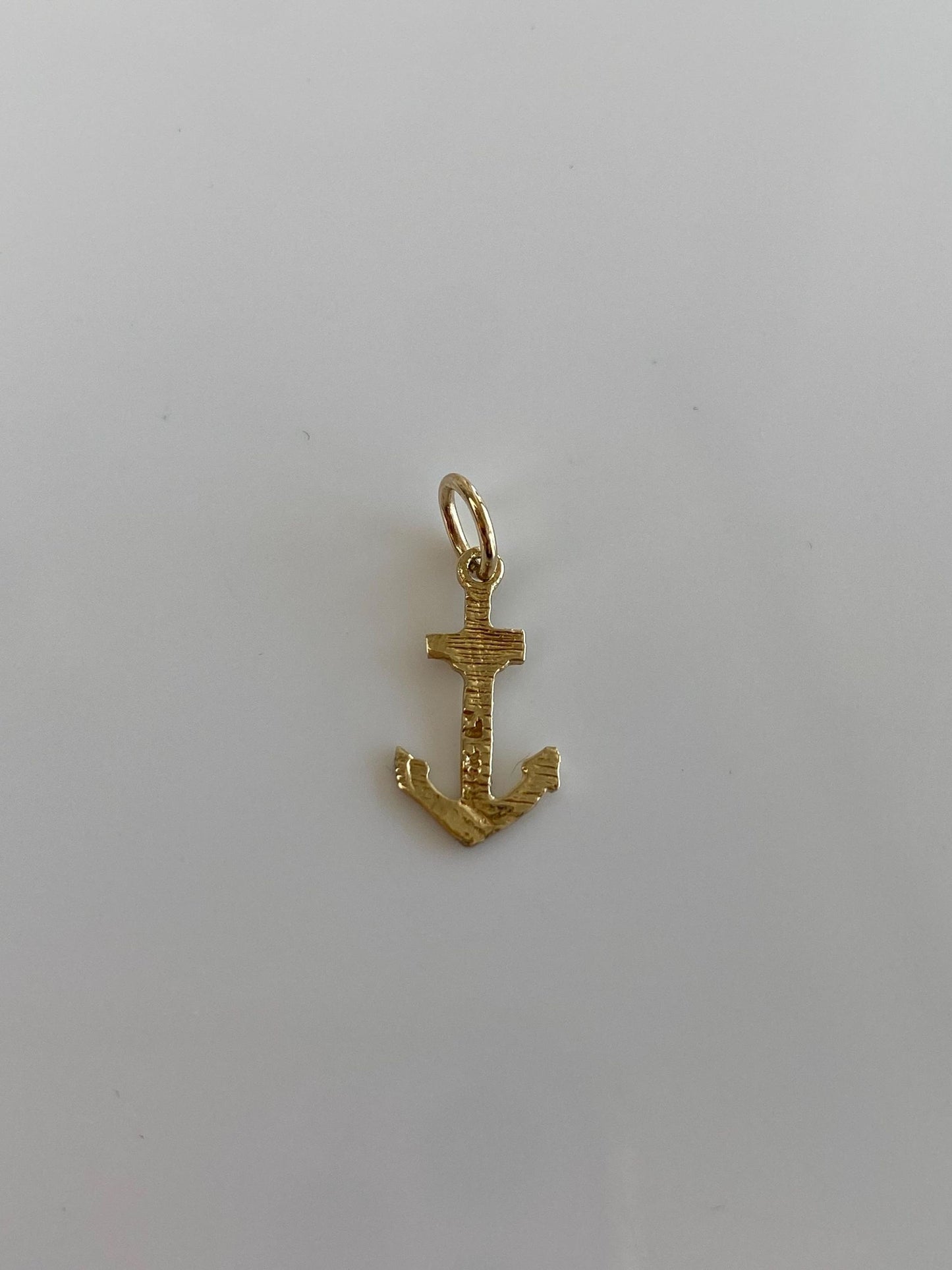 Vintage Solid 14k Yellow Gold Diamond Cut Anchor Charm