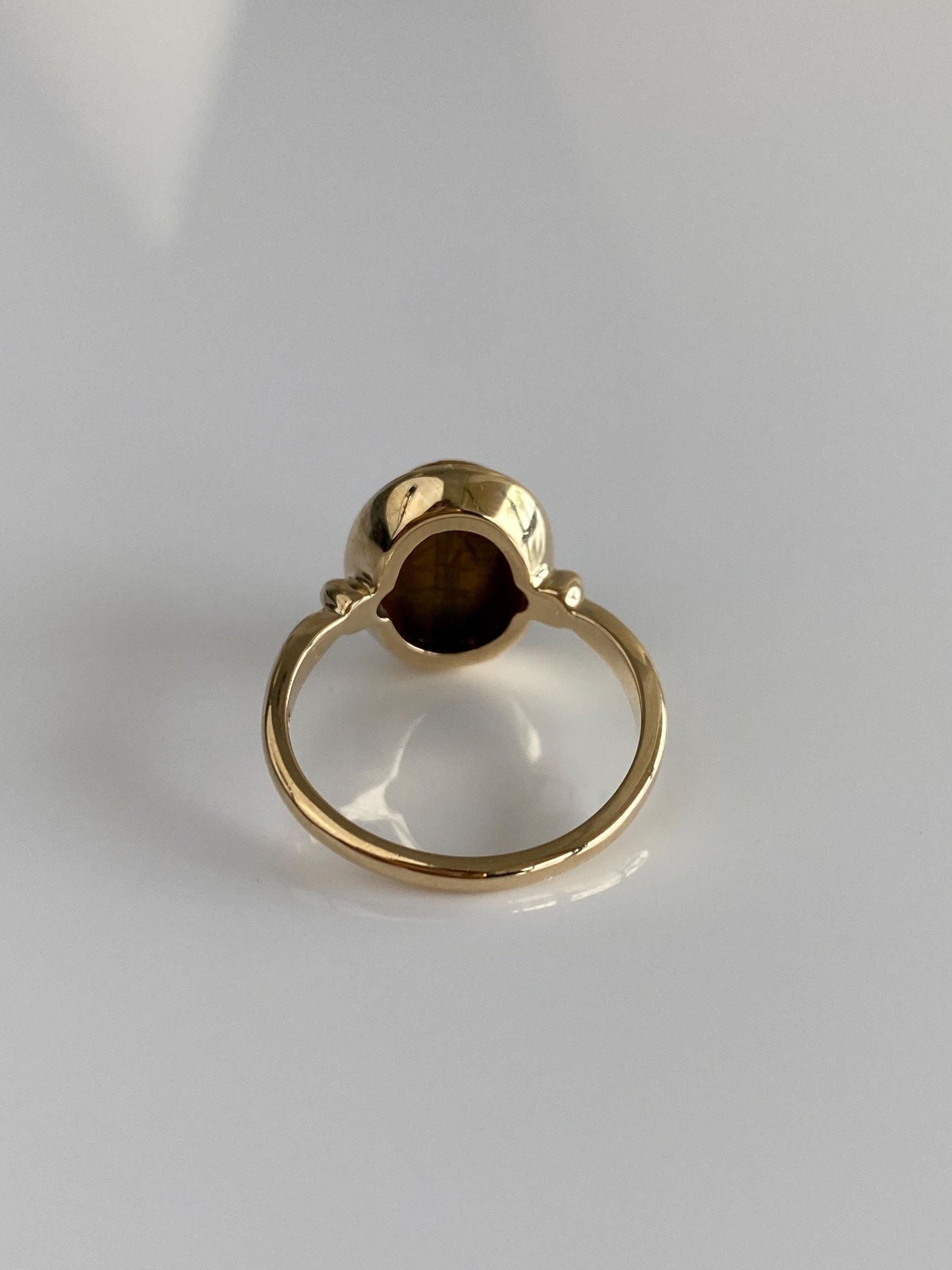 Vintage Solid 10k Yellow Gold Carved Tigers Eye Scarab Ring - Size 6.5