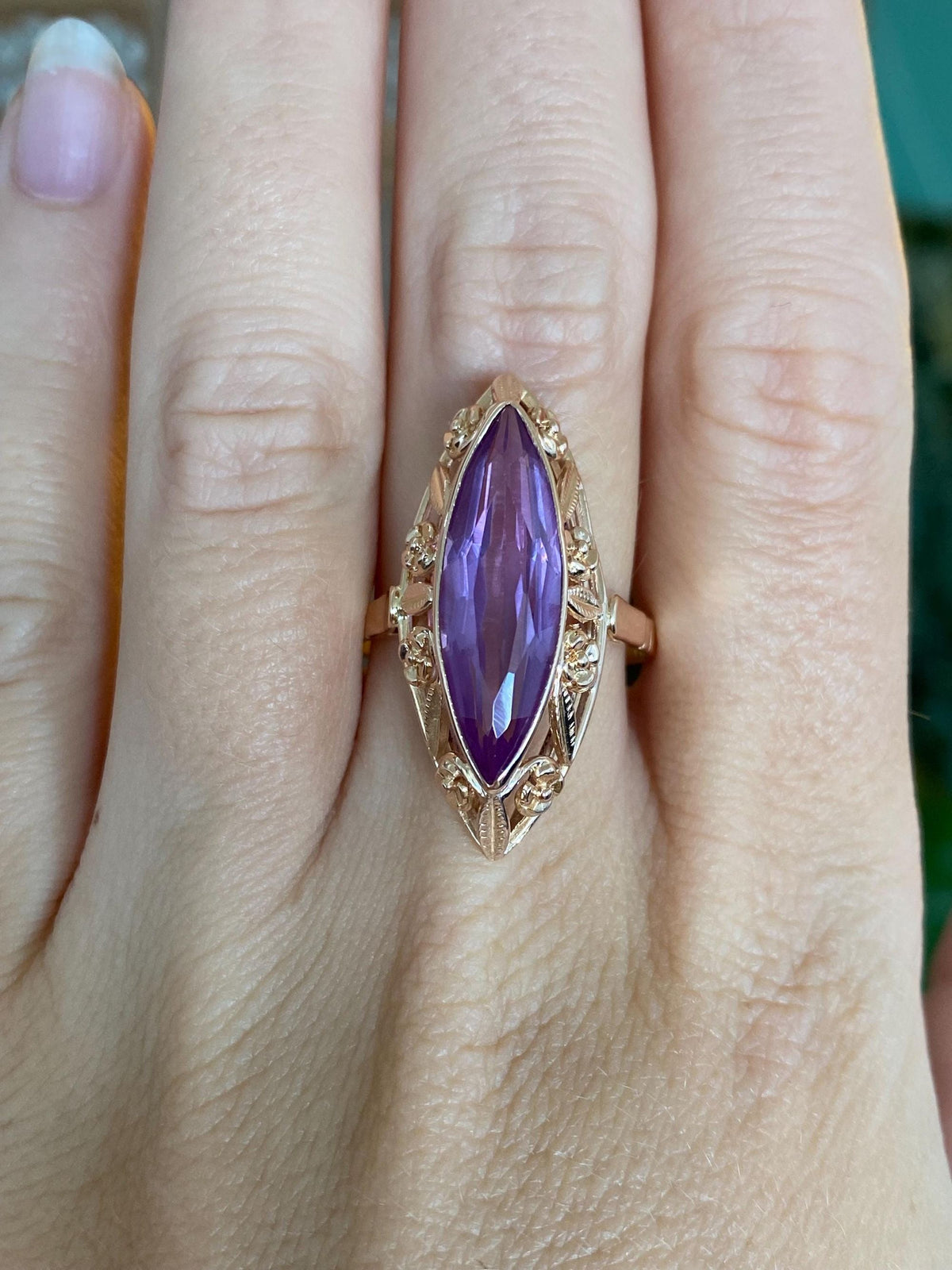Vintage Solid 14k Rose Gold Faceted Purple Sapphire Flowers Design Ring - Size 10