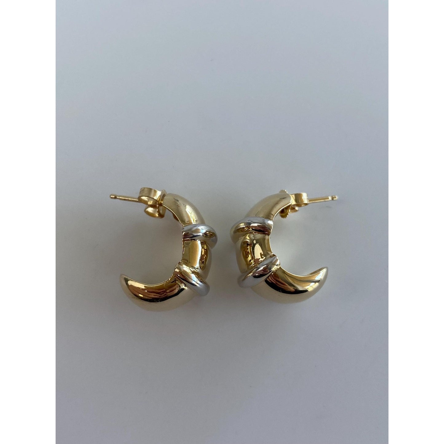 Vintage Solid 14k White & Yellow Gold Lined Drop Stud Earrings