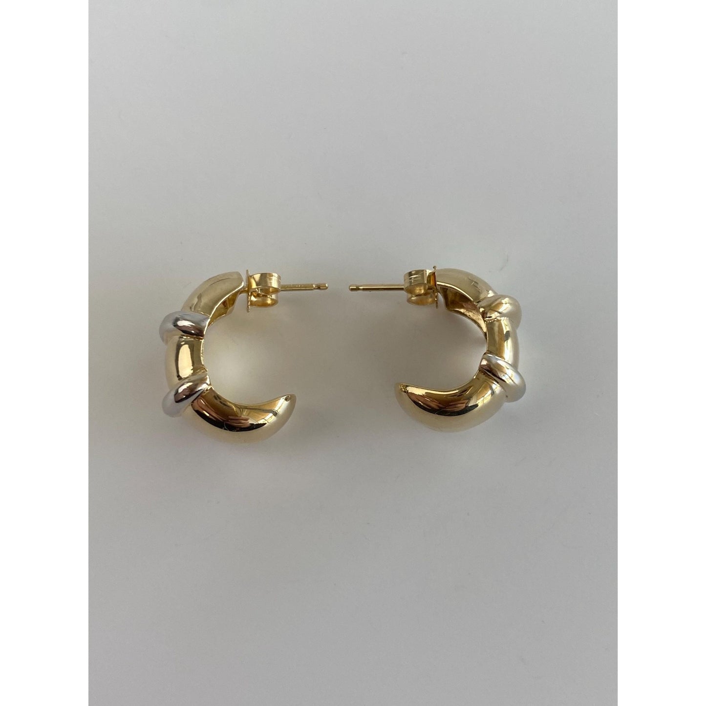 Vintage Solid 14k White & Yellow Gold Lined Drop Stud Earrings