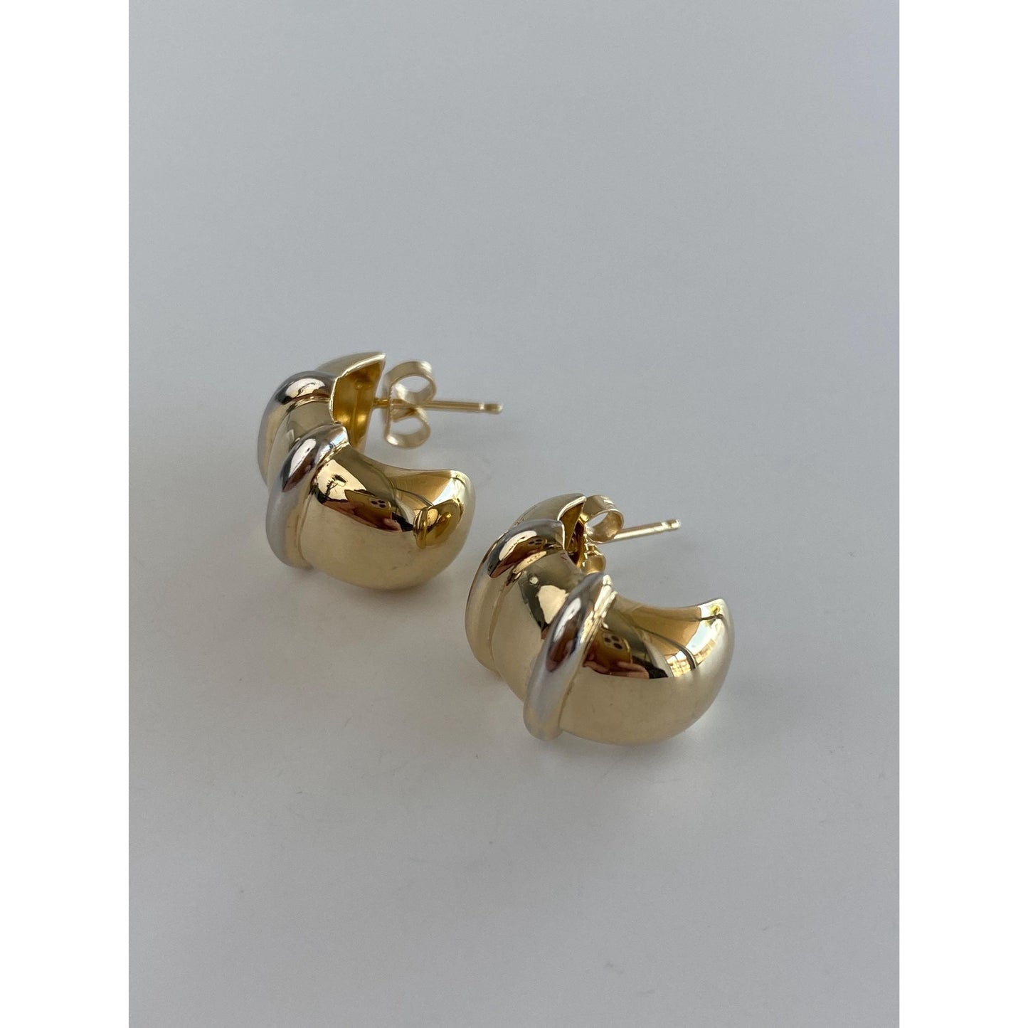 Vintage Solid 14k White & Yellow Gold Lined Drop Stud Earrings