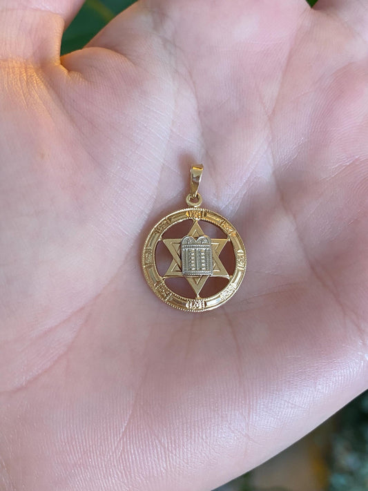 Vintage Solid 14k White & Yellow Gold Star Of David Scroll 10 Commandments Charm