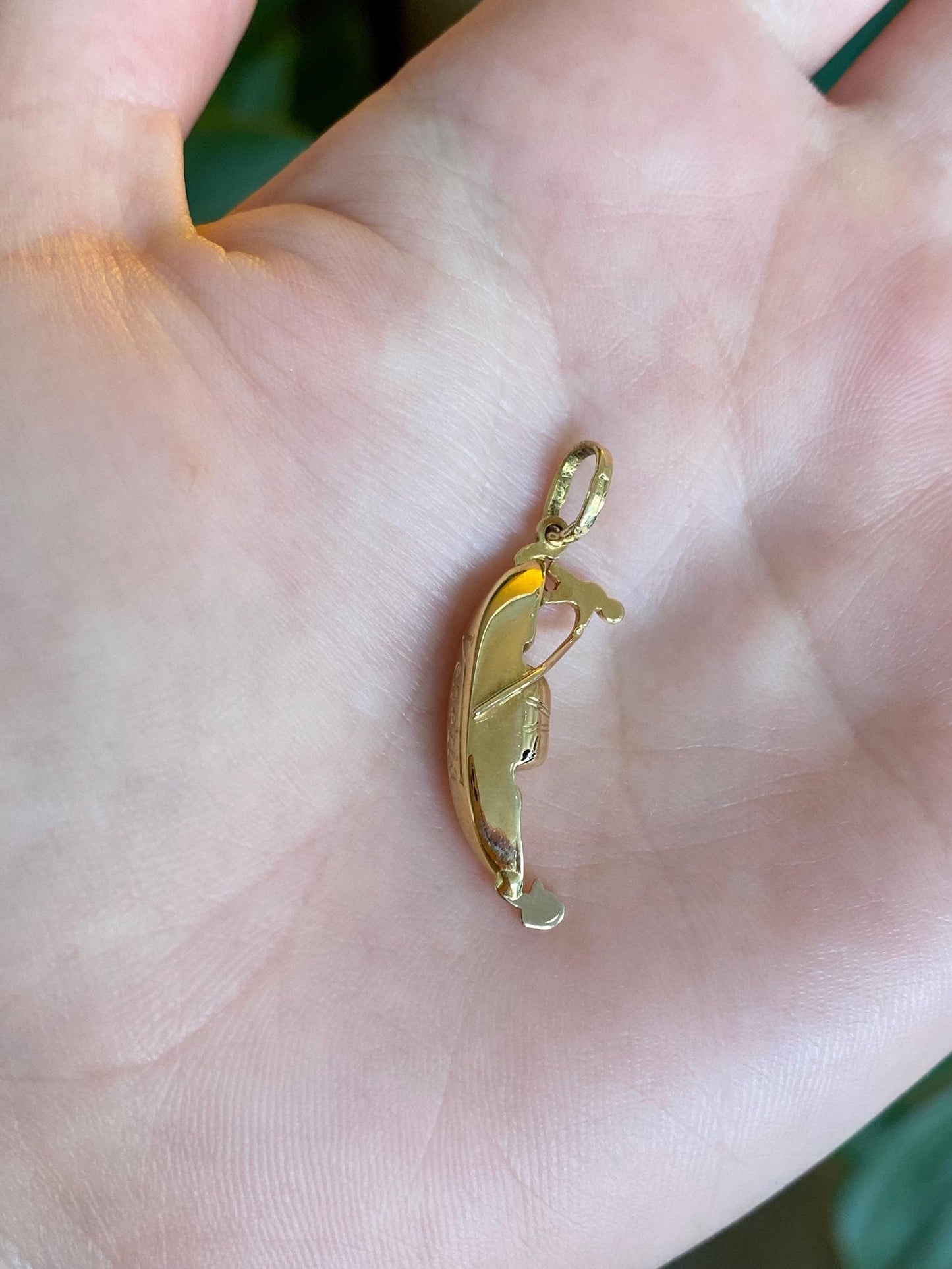 Vintage 18k Yellow Gold Gondola Charm