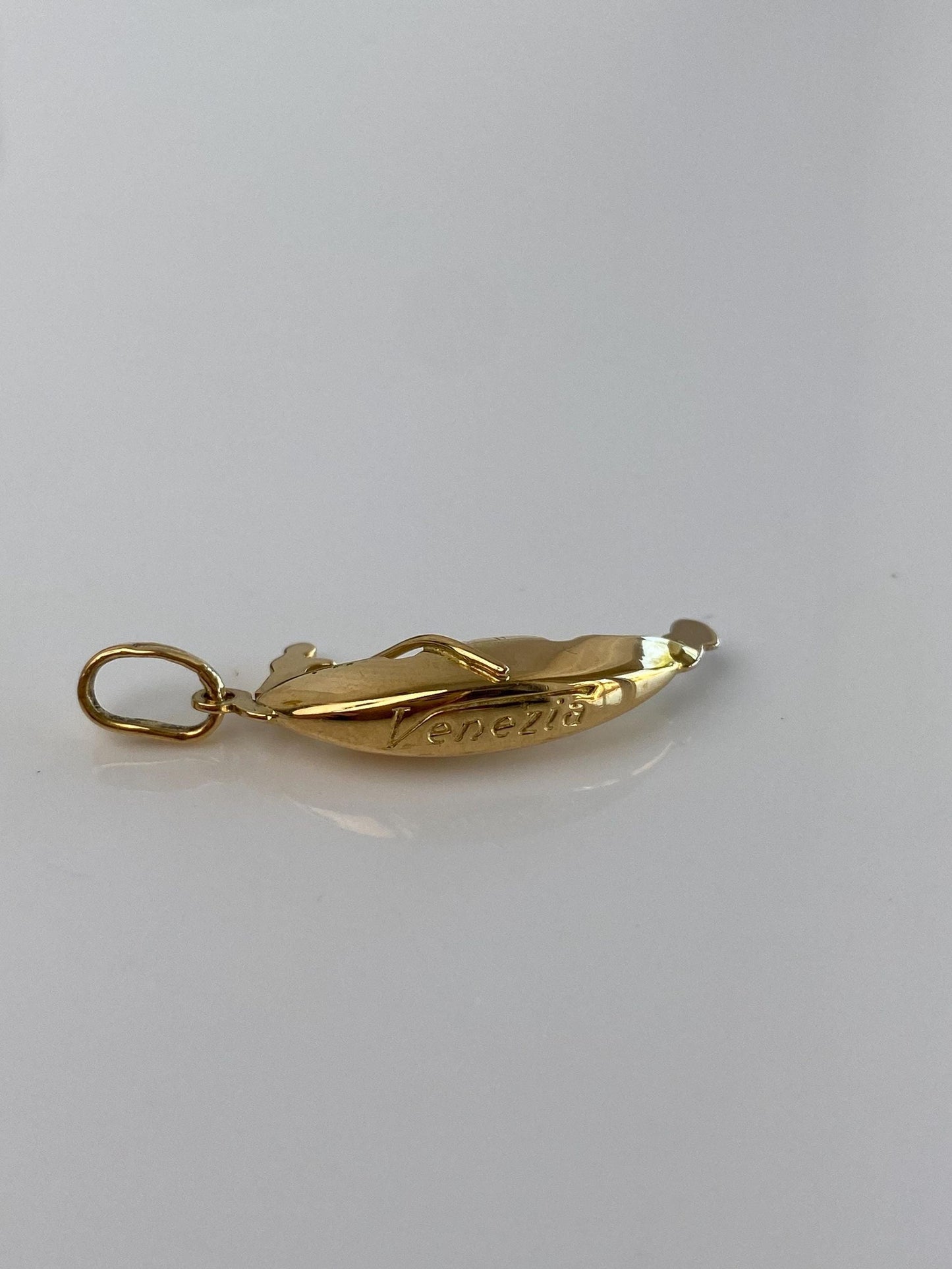 Vintage 18k Yellow Gold Gondola Charm